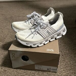 W's Cloudswift 3 White/Frost 6